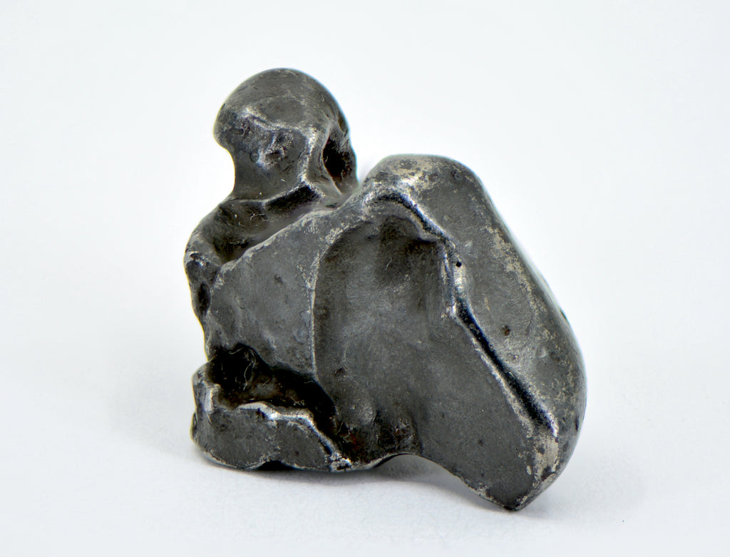 9.45g SIKHOTE ALIN witnessed fall 1947 I Sculptured Iron Meteorite