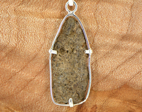 Tisserlitine Natural Moon Pendant - Lunar Meteorite Necklace I .925 Silver Jewelry