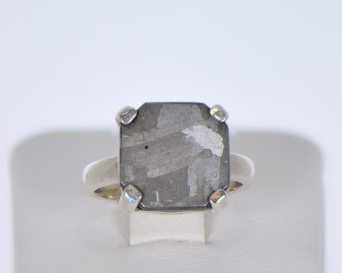 Etched HENBURY Meteorite Ring I Size 6 - Meteorite Jewelry