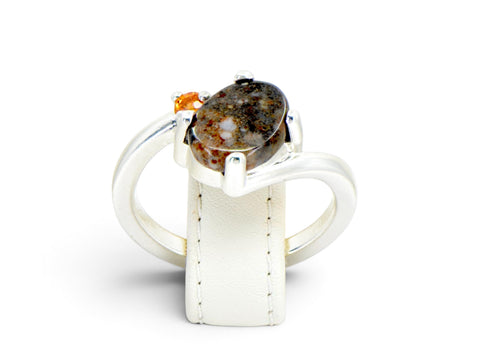 Luna Cressida Ring - Lunar Meteorite Jewelry - Size 6