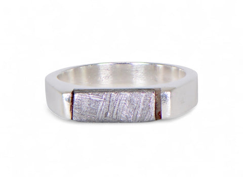 Beautiful Etched Gibeon Meteorite ring I Size 5 1/4  - Meteorite Jewelry