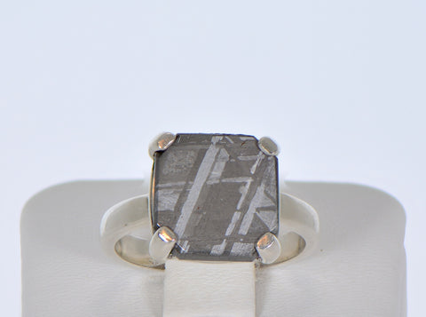 HENBURY Meteorite Ring I Size 7 - Meteorite Jewelry